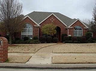 1st image of 117 Dunford Dr