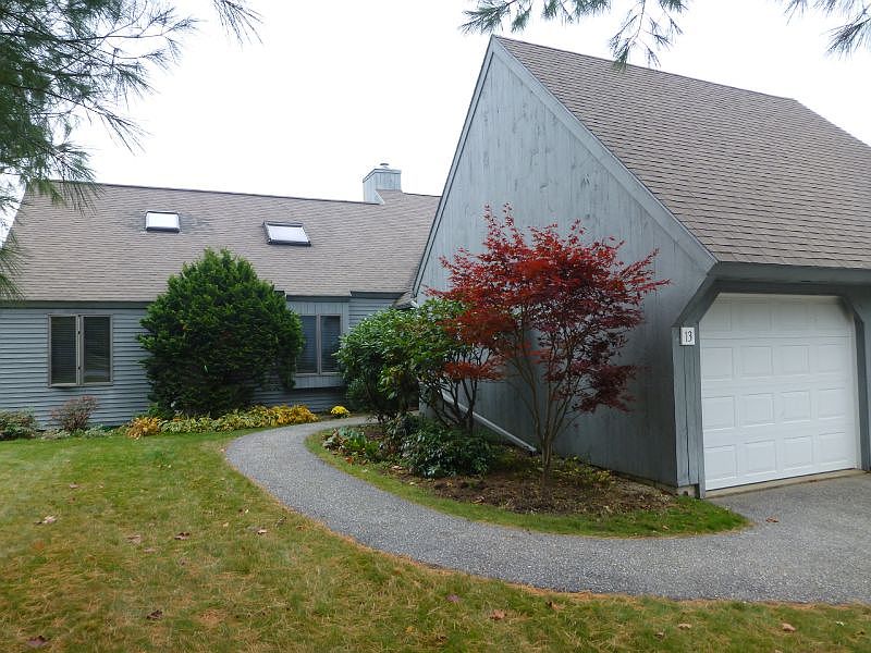 1st image of 13 Wonderbrook Dr