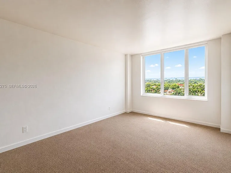 5600 Collins Ave #11L — Photo 7