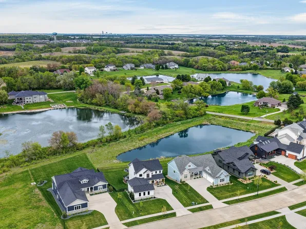 3671 N Callison Ave, Cumming, IA 50061