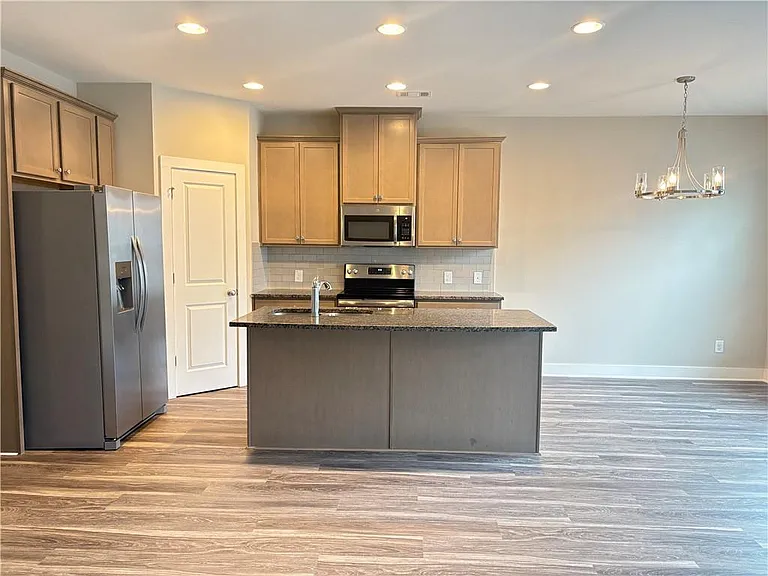 418 Arbor Crowne Dr — Photo 5