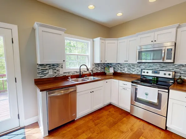 2570 Alex Overlook Way, Clarksville, TN 37043