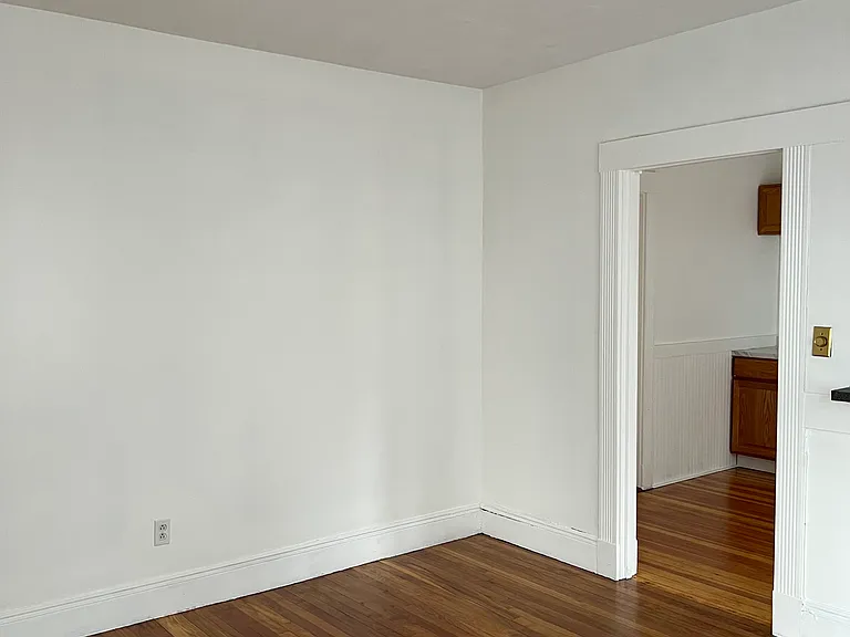 196 Reservation Rd #2 — Photo 18