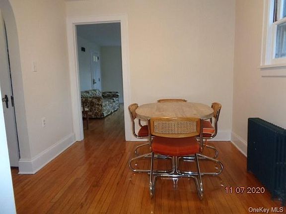5th image of 12 Washington St
