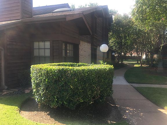 4th image of 2611 Grants Lake Blvd