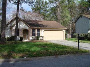 962 Memory Ln, Lawrenceville, GA 30044