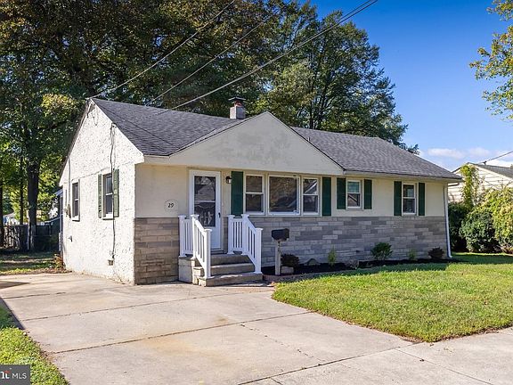 2nd image of 29 Harding Ave