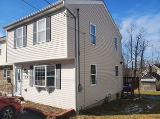 17 Bolton St, Worcester, MA 01604