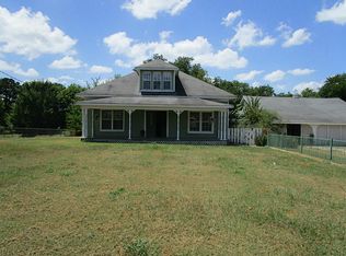 24 Hill St, Huntsville, TX 77320