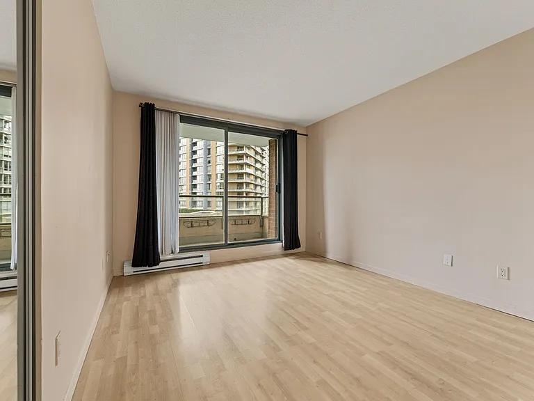 4888 Hazel St #902 — Photo 10