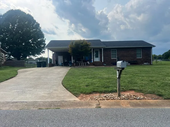 304 Southglenn Dr, Shelby, NC 28152