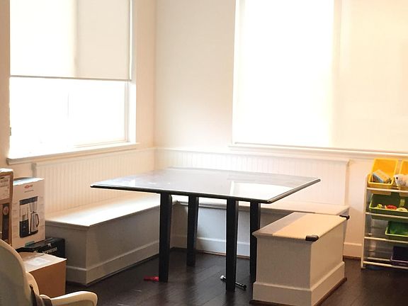 Built-in custom dining nook