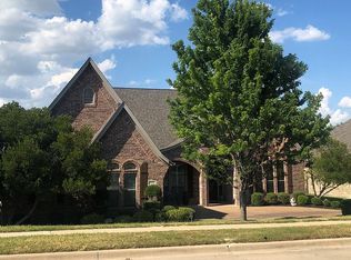 8970 Little Reata Trl, Benbrook, TX 76126