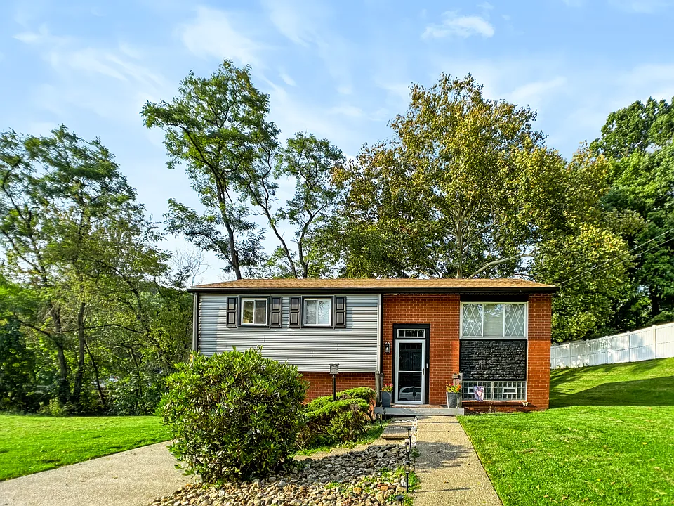 601 Victory Rd