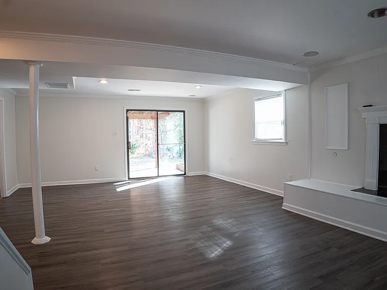 13227 Sturbridge Rd — Photo 15