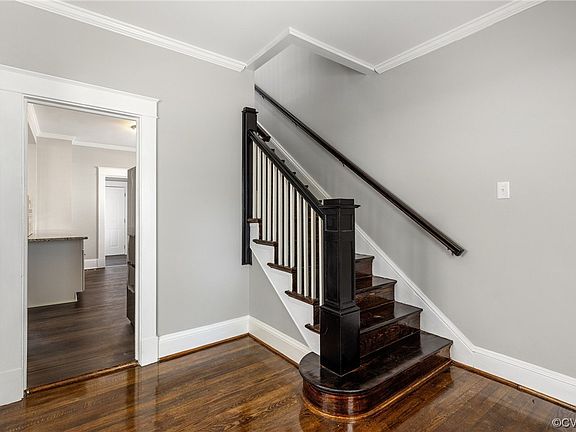 4th image of 3112 Woodcliff Ave