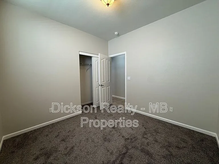 475 Dartmoor Ct — Photo 12