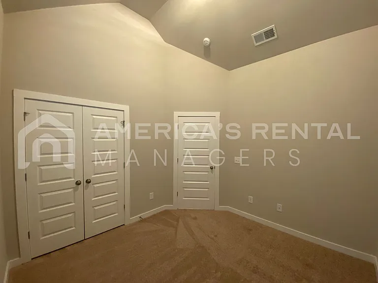 610 County Road 1616 — Photo 14