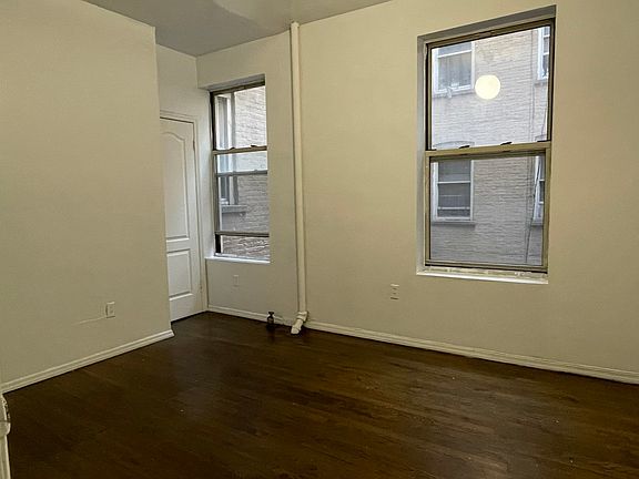 2nd image of 723 Saint Nicholas Ave #21S