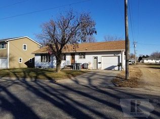 1516 13th Ave, Rock Valley, IA 51247
