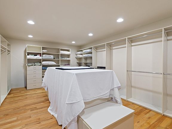 63rd image of 1020 Thomas Rd