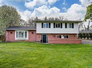 30742 E River Rd, Perrysburg, OH 43551