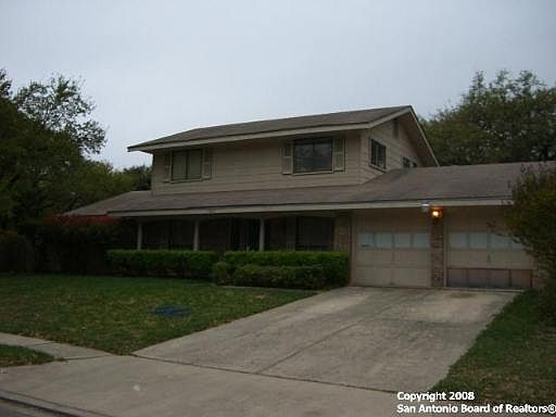 3rd image of 11807 SANDMAN DR