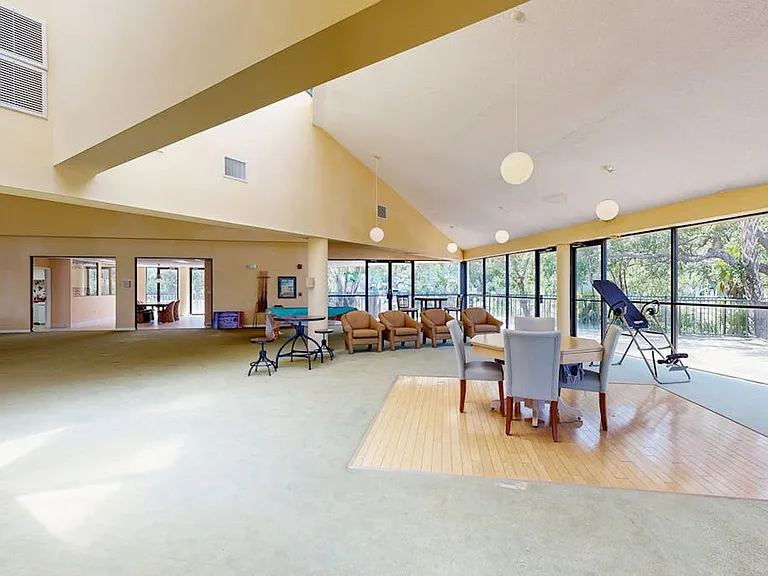 Building's Lounge