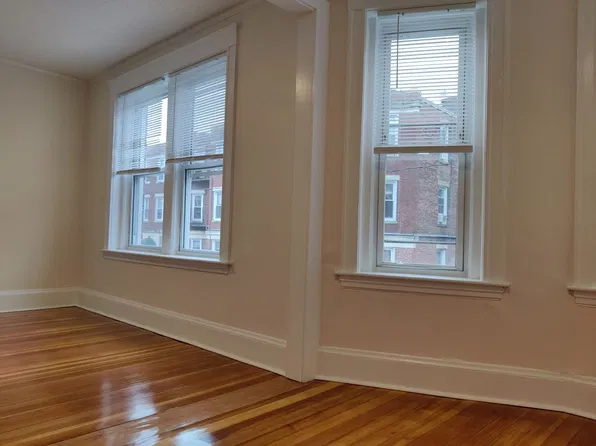 10 Barrows St #2, Boston, MA 02134
