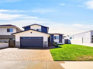 1026 Ashpark Ln, Harbor City, CA 90710