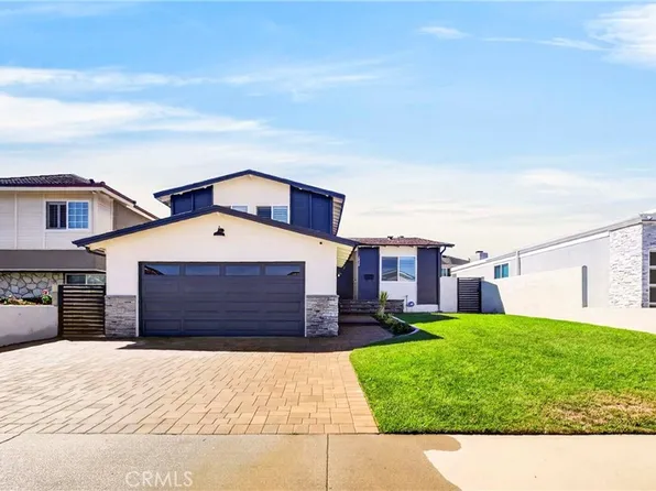 1026 Ashpark Ln, Harbor City, CA 90710