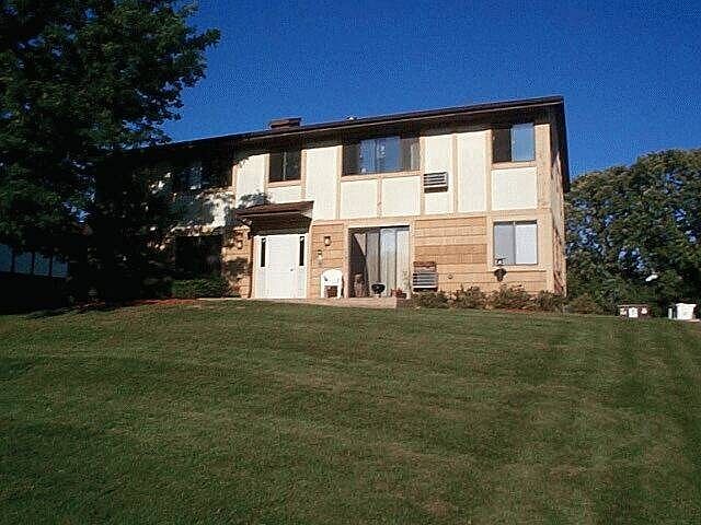 2nd image of 2605 Smithfield Dr APT 1