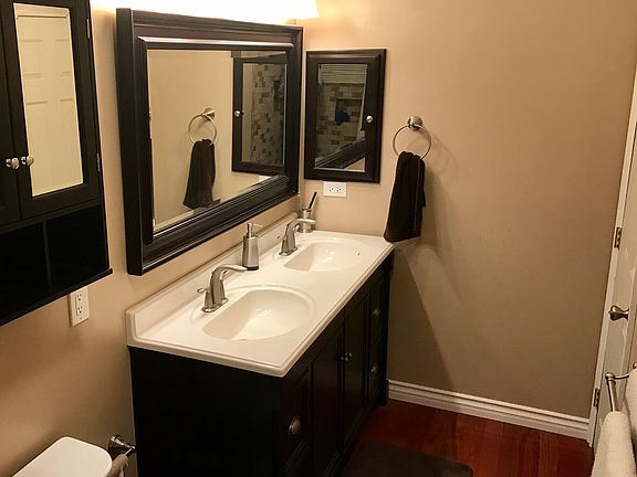 5th image of 798 Sierra Vista Dr