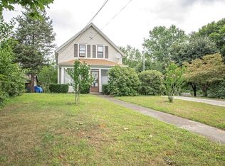 4 Sachem St, Middleboro, MA 02346
