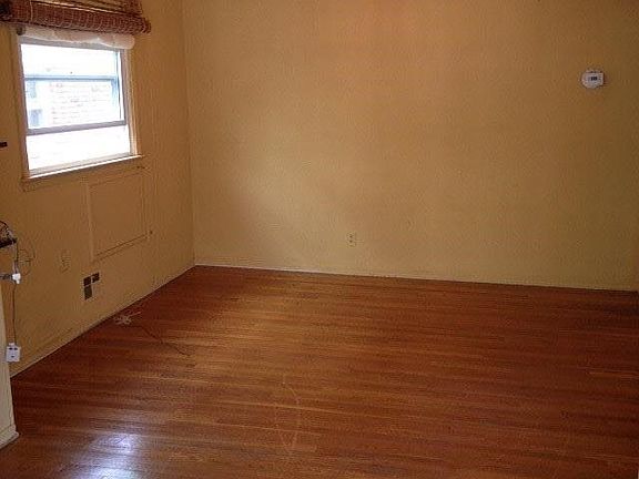 5th image of 24324 72nd Ave