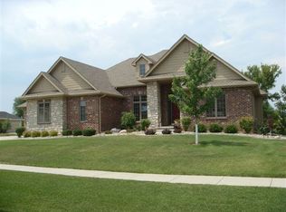 2620 NW 163rd St, Clive, IA 50325
