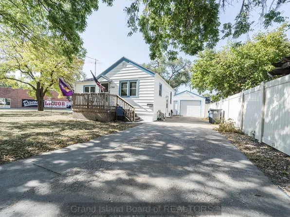 1314 W 9th St, Grand Island, NE 68801