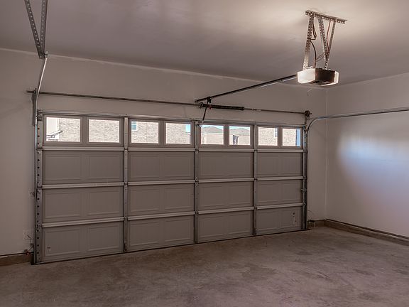 5th image of 4407 Silverweed Ln