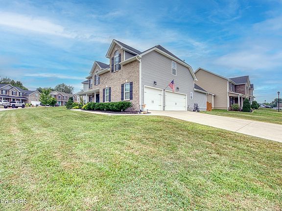 3rd image of 10261 Colt Haven Dr