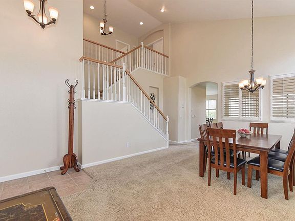 4th image of 2107 New Hampshire Way