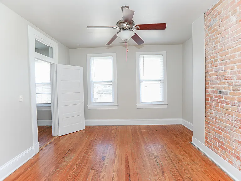 1439 Moultrie Ave #3 — Photo 3