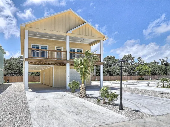 107 Seven Palms Dr, Fulton, TX 78358