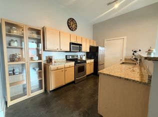 2502 Live Oak St APT 302, Dallas, TX 75204