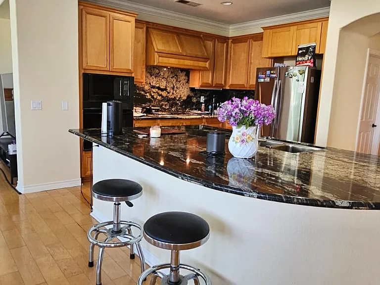 8210 Torrey Gardens Pl — Photo 15