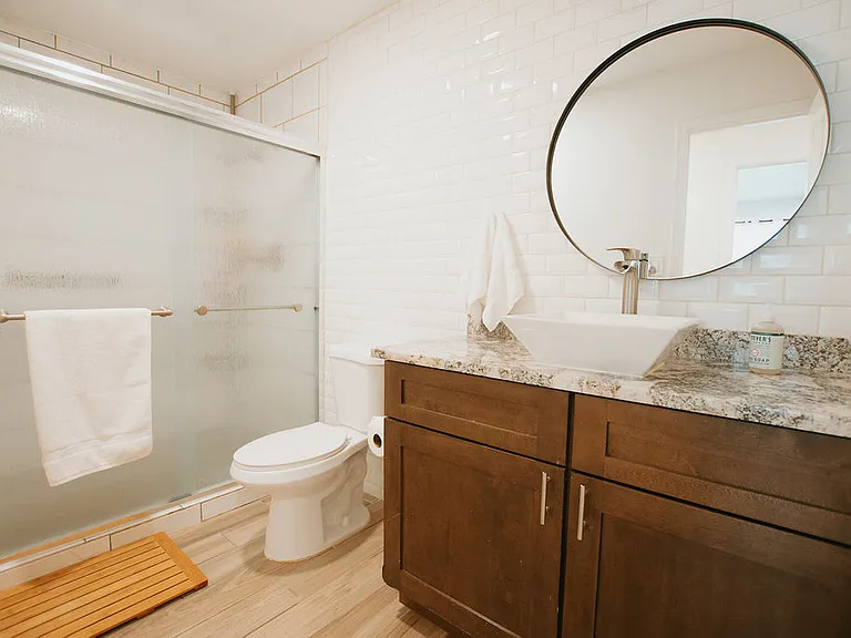 9514 Avenida Del Oso NE — Photo 44