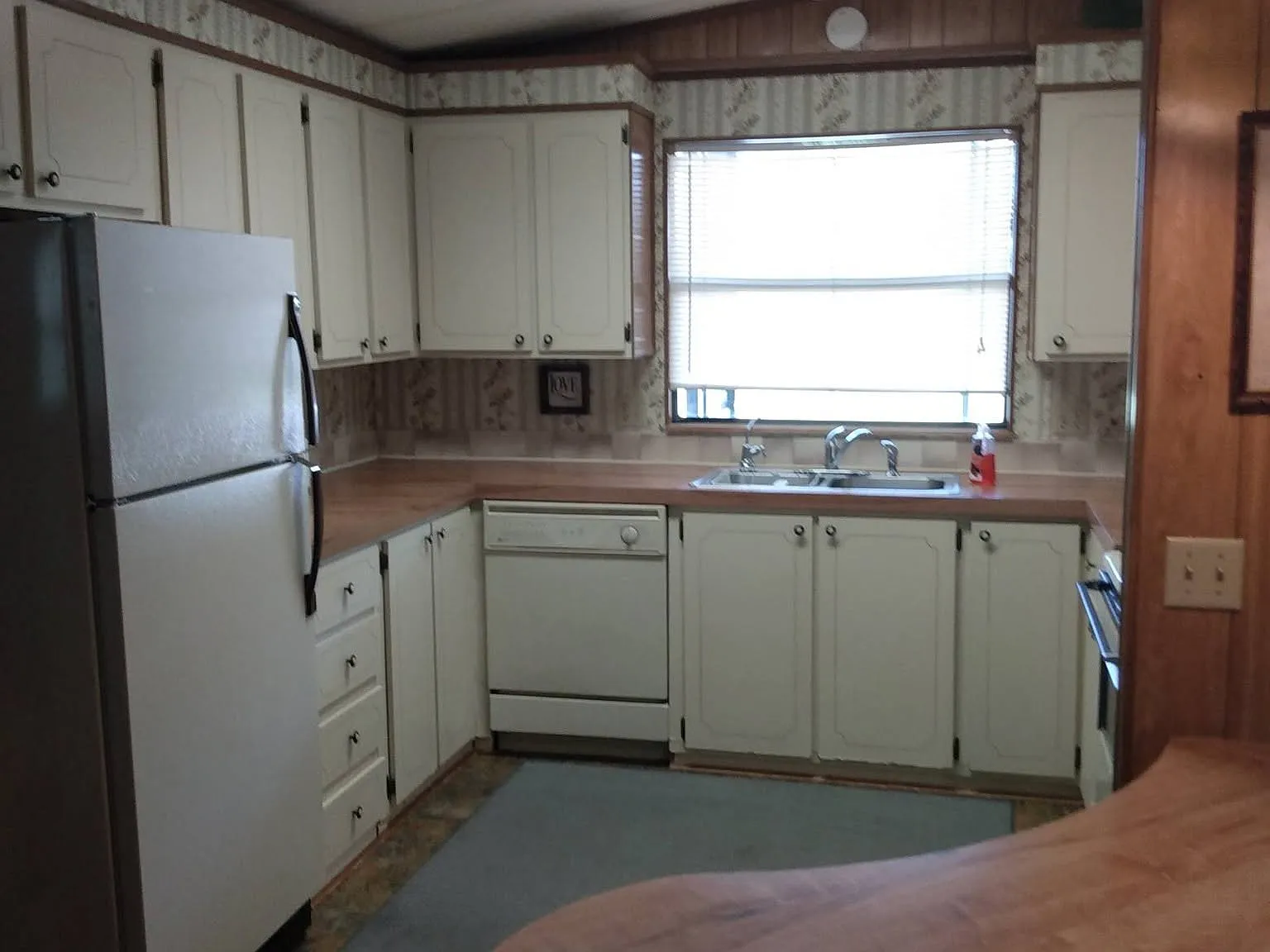 2 bed, 1200 sqft, $1,450 — Photo 3