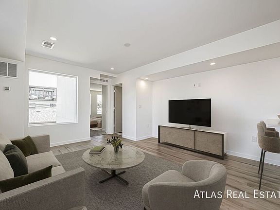 2nd image of 2640 S Delaware St #5