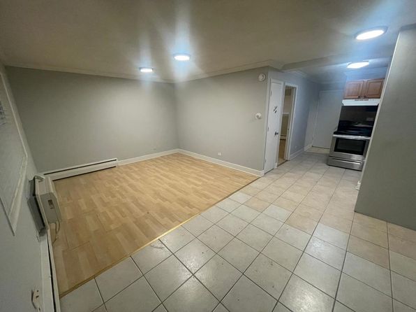 4211 W 95th St APT 1A, Oak Lawn, IL 60453