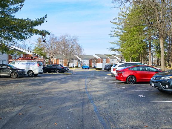 4th image of 15587 Horseshoe Ln