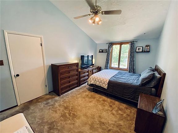 5th image of 522 Fruitwood Dr